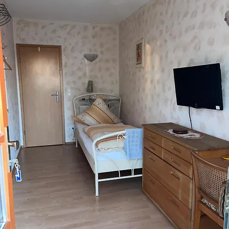 Bed & Breakfast Weingut Guenther Und Gaestezimmer Gimbsheim