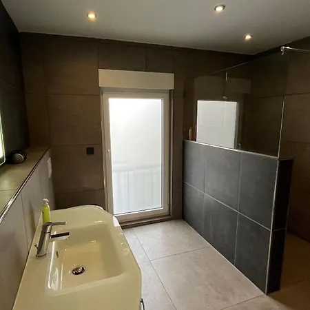 Weingut Guenther Und Gaestezimmer 3*