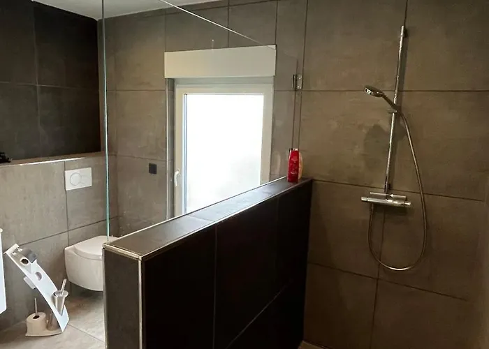 Weingut Günther Und Gästezimmer Bed and breakfast