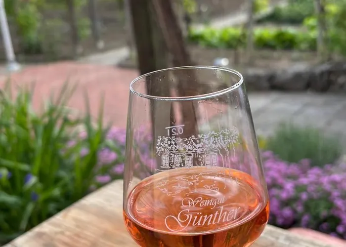 ベッド・アンド・ブレックファスト Weingut Guenther Und Gaestezimmer Gimbsheim