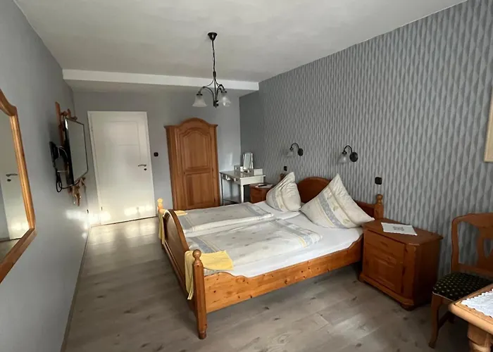 Weingut Günther Und Gästezimmer Bed and breakfast Gimbsheim